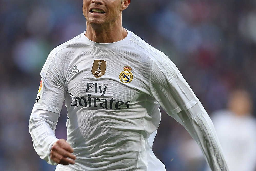 米体：斯帕莱蒂想让布雷默周末直接首发，但队医建议谨慎行事（米体：斯帕莱蒂欲让布雷默周末直接先发，队医主张谨慎对待）