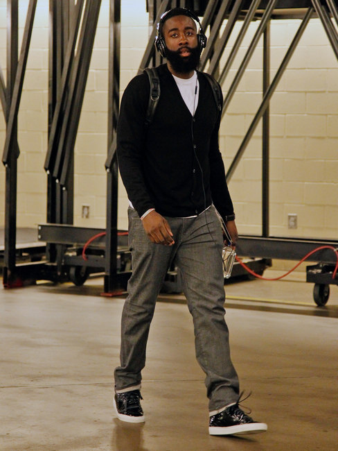 澳超战报：鲁弗、纳贾林破门，惠灵顿凤凰2-1阿德莱德联（澳超：鲁弗、纳贾林相继破门，惠灵顿凤凰2-1力克阿德莱德联）