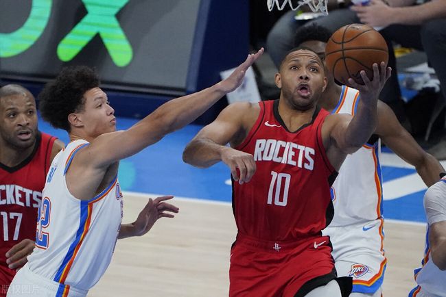 蓝军枪手 天王山之前 先在欧冠褪一层皮吧（天王山将至，蓝军枪手先在欧冠受考验）