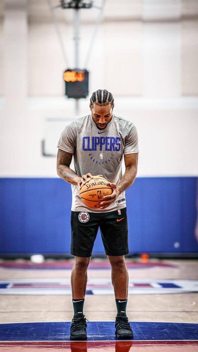 迪马：维埃拉即将下课，他不会带热那亚参加对阵萨索洛的比赛（迪马称维埃拉将下课，热那亚战萨索洛不再由他执教）