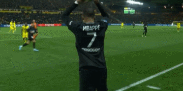 哈登狂砍55分封神！成NBA首位双队史得分王，36岁飙10记三分创多项纪录